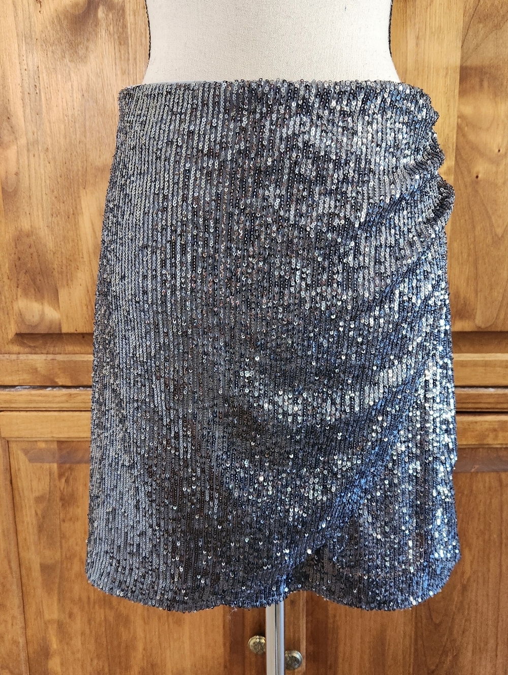 LOFT Grey Sequin Skirt | 2